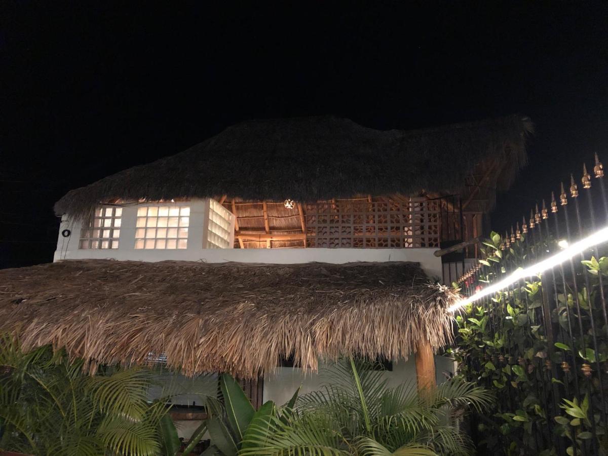 Aventura Pacifico Boutique Suites & Villas (Adults Only) Bucerías Buitenkant foto